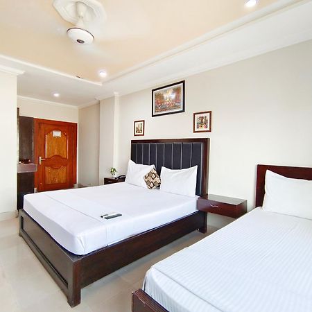Hotel Crown Inn Multan Exteriér fotografie