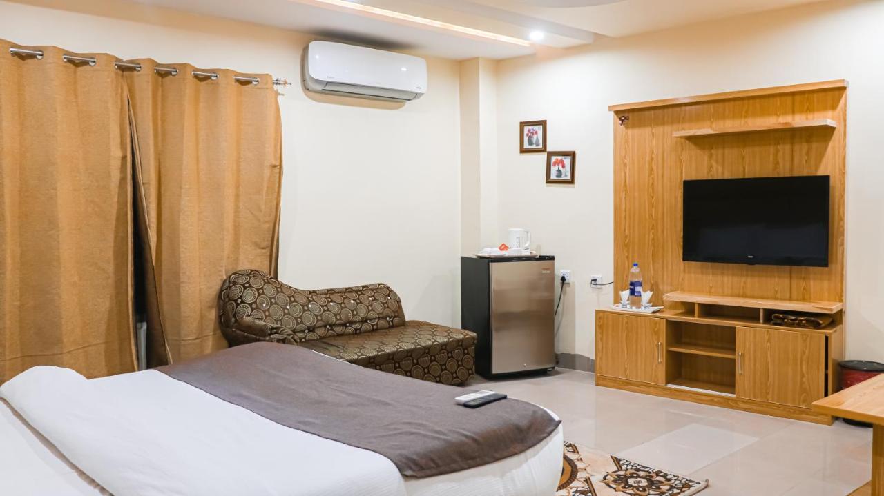 Hotel Crown Inn Multan Exteriér fotografie