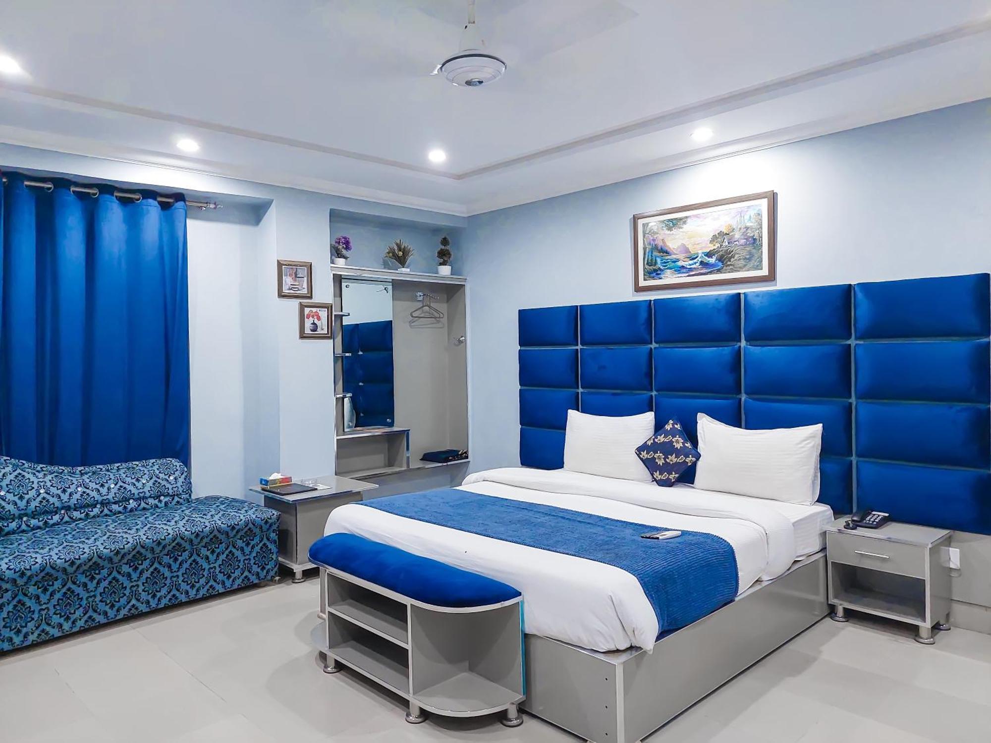 Hotel Crown Inn Multan Exteriér fotografie
